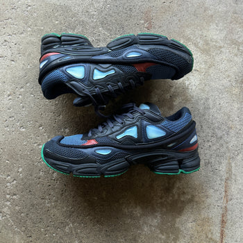 RAF SIMONS ADIDAS 2016 OZEEWEGO 2 NIGHT MARINE SNEAKERS