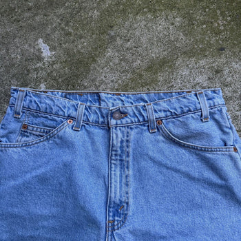 1990s LEVI'S 550 ORANGE TAB DENIM JEAN SHORTS JORTS