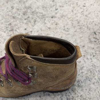 1990s Vasque Steel Toe Vibram Hiking Boots