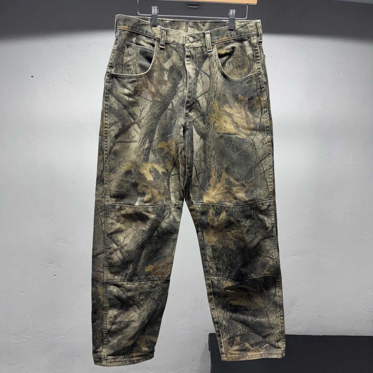 2000s Wrangler Double Knee Realtree Camo Pants