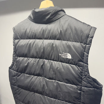 The North Face 550 Black Zip Up Puffer Vest
