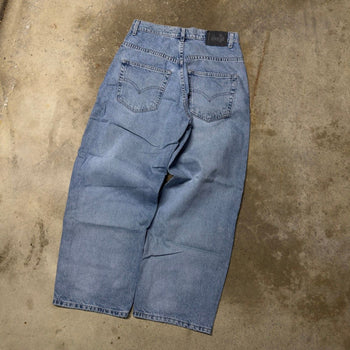 1990S LEVI'S SILVERTAB BAGGY LIGHT WASH FADED DENIM SKATER JEANS