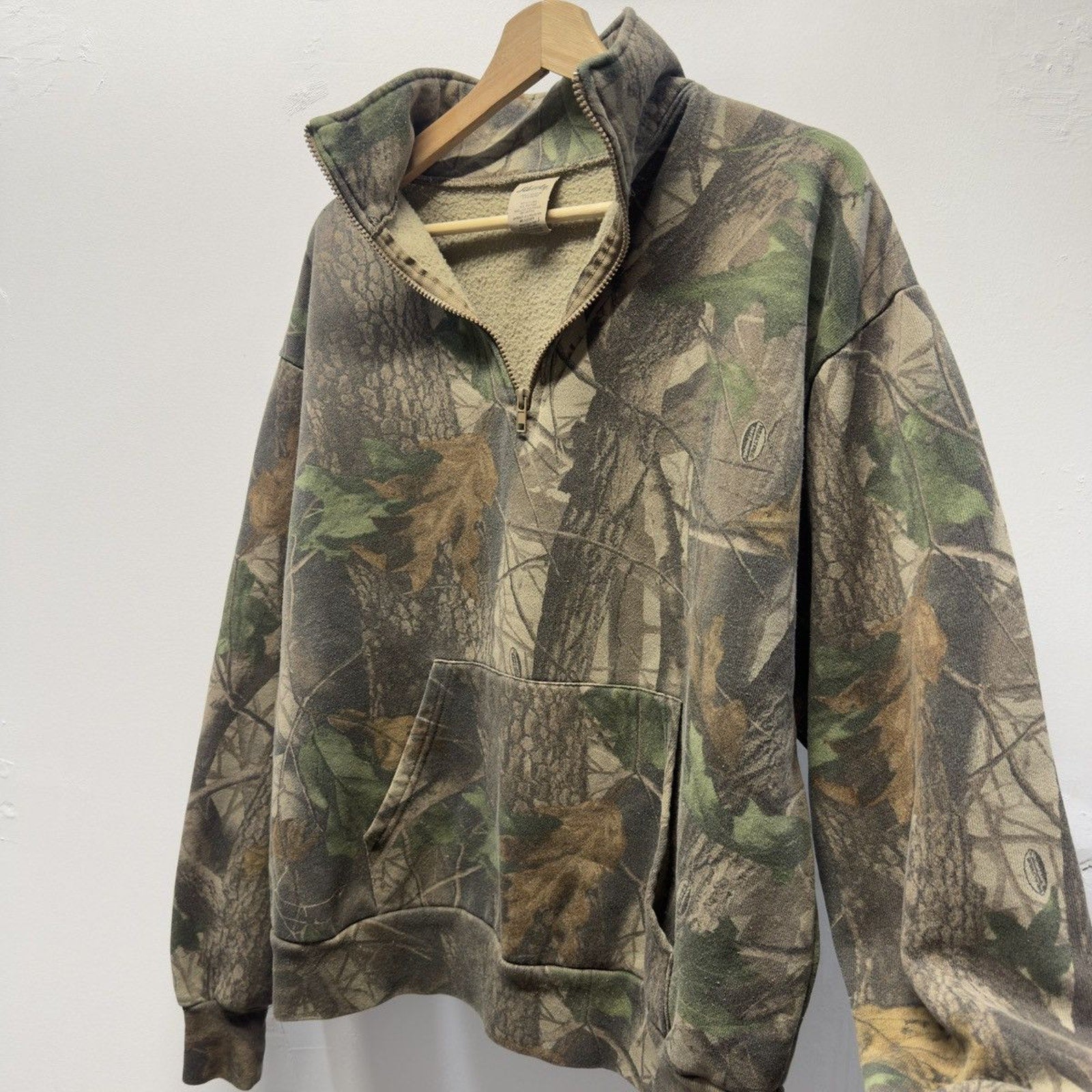 Vintage 1990s Realtree Boxy Quarter Zip Camo Fleece Sweatshirt