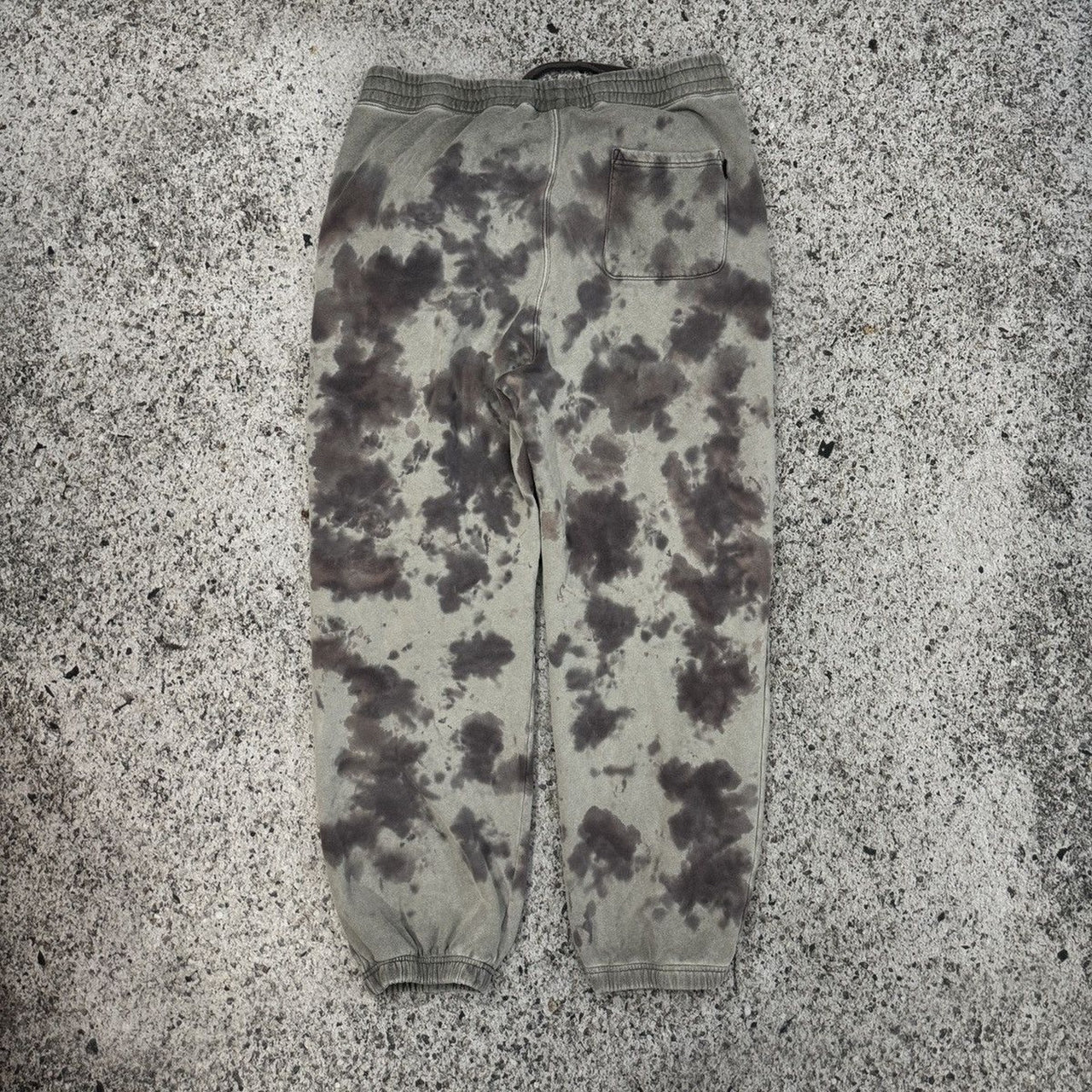 STUSSY GREY BAGGY TIE DYE SWEATPANTS