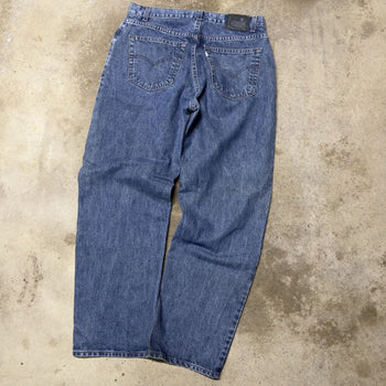 2000s LEVI’S SILVERTAB BAGGY STRAIGHT DENIM SKATER JEANS