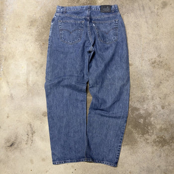 2000s LEVI’S SILVERTAB BAGGY STRAIGHT DENIM SKATER JEANS