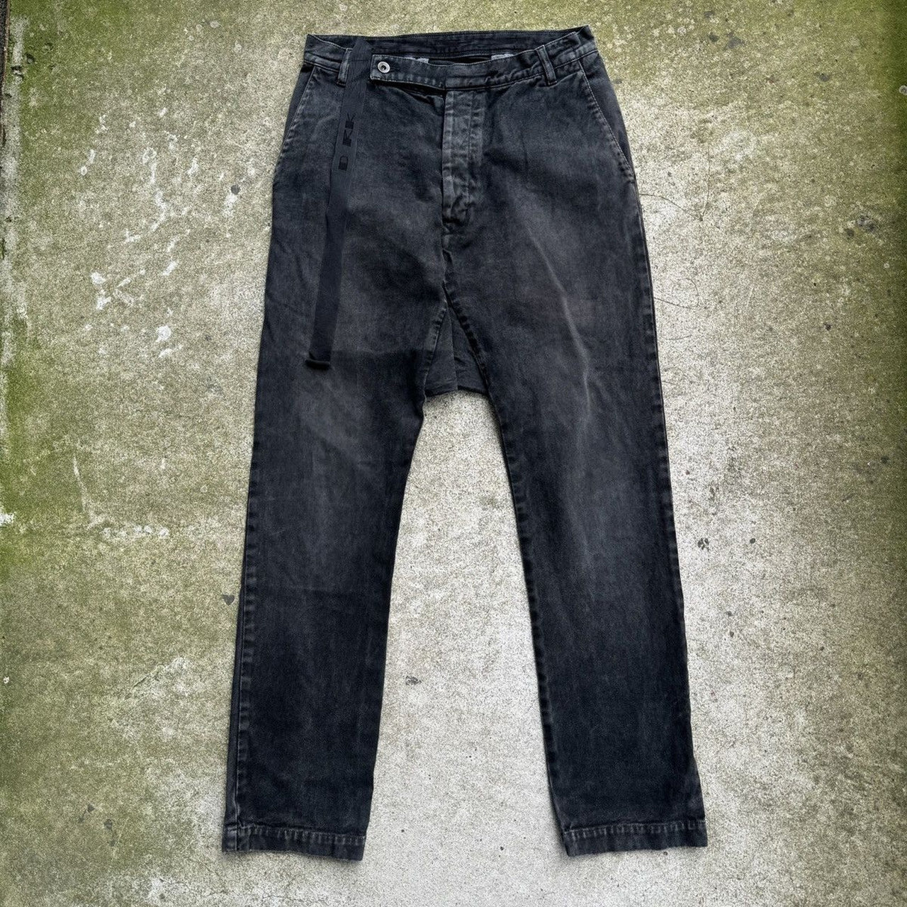 Pantalones con entrepierna triple negra y efecto limusina Rick Owens DRKSHDW otoño/invierno 2011