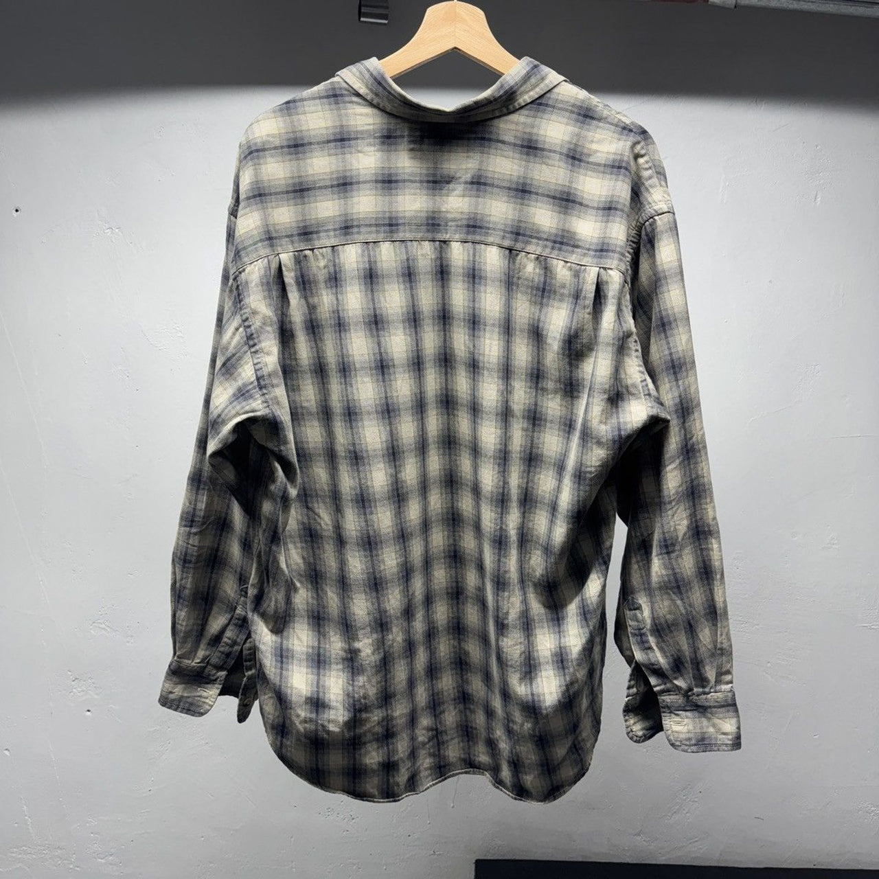 2000s Faded Plaid Grunge Flannel Shirt