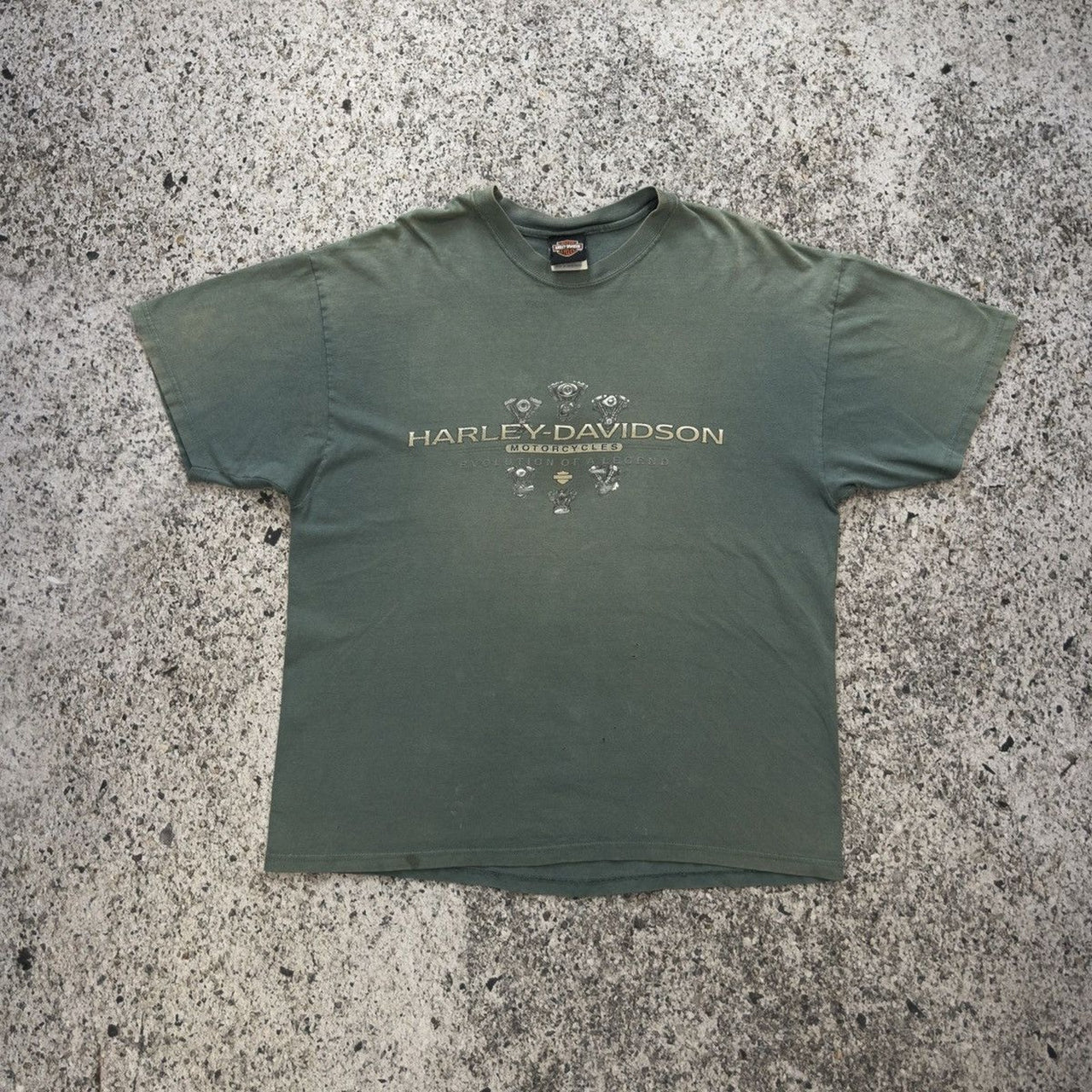 Camiseta con el logotipo descolorido de Harley-Davidson de los años 2000