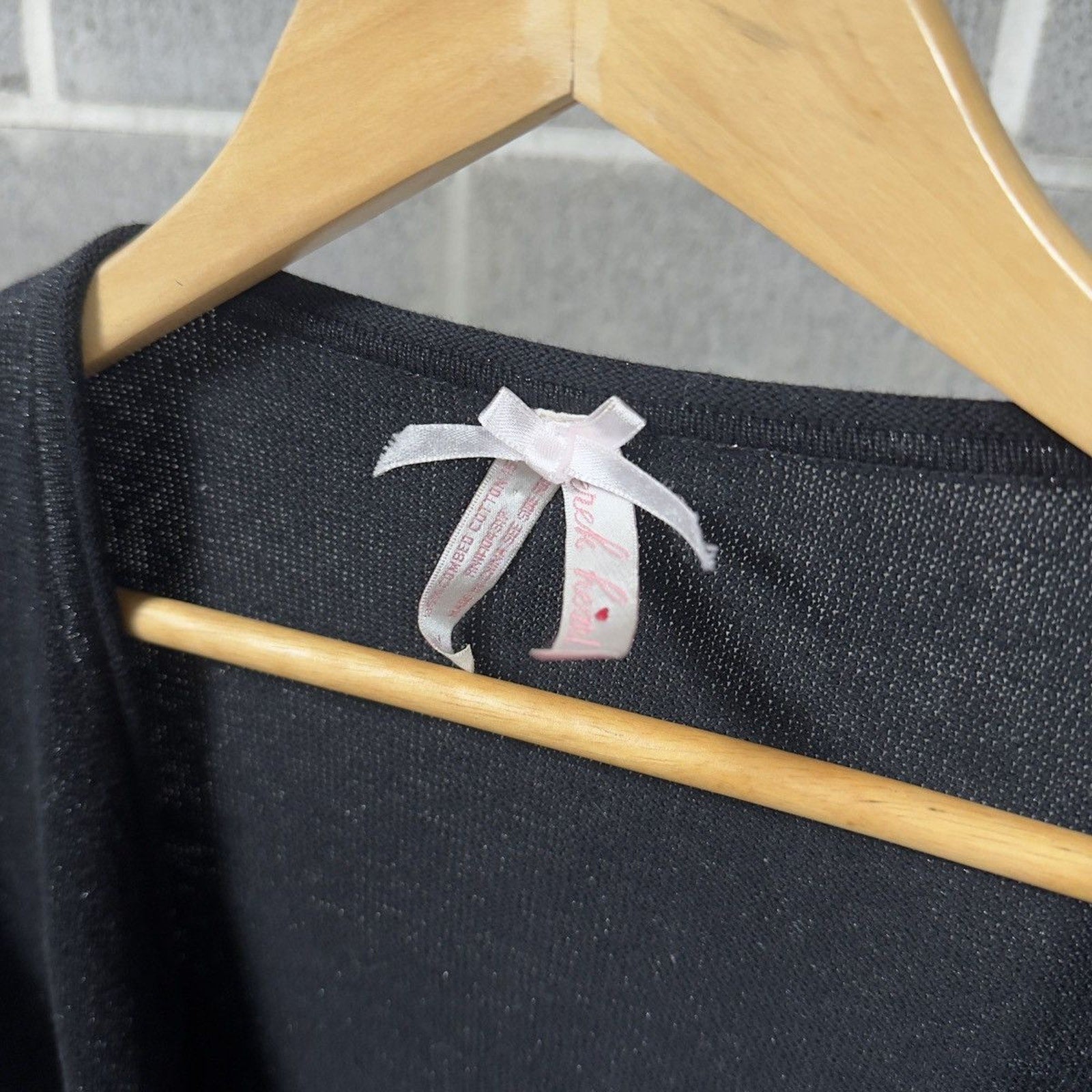 1990s Women's Metallic Cropped Tie Longsleeve Blouse Sweater