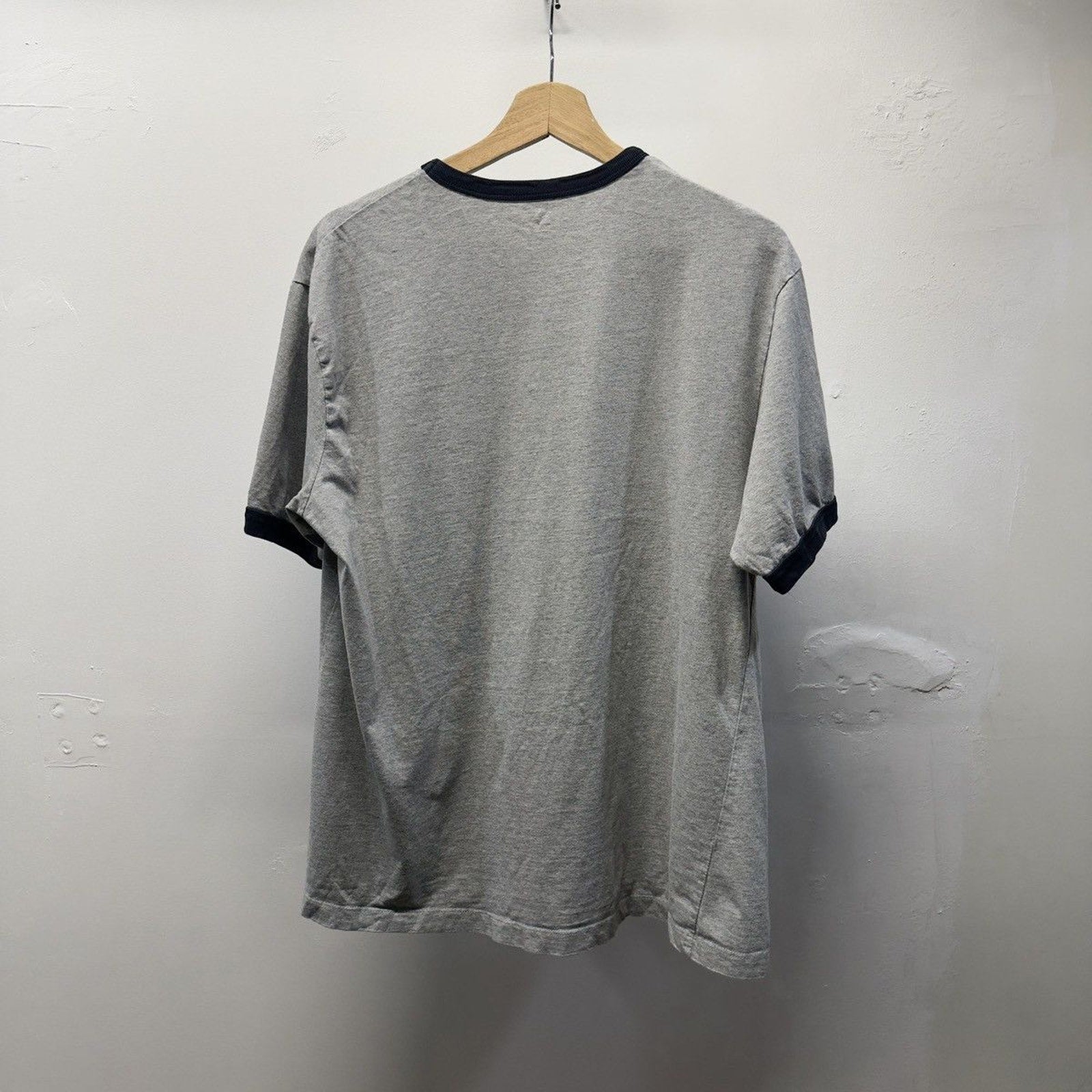 2000s Gap Faded Grey Navy Ringer Tee