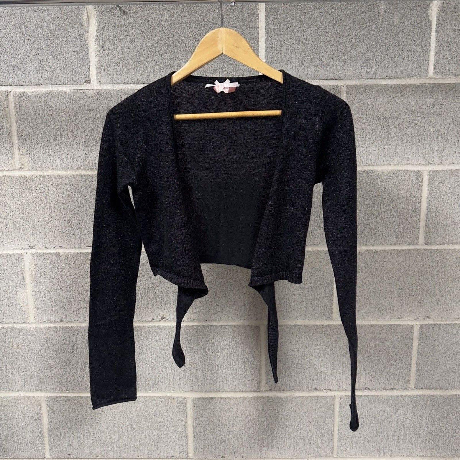 1990s Women's Metallic Cropped Tie Longsleeve Blouse Sweater