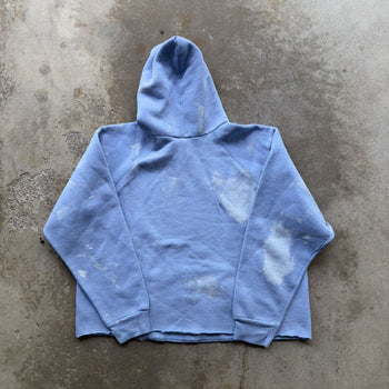 1980s PAINT SPLATTERED CROPPED BABY BLUE RAGLAN HOODIE