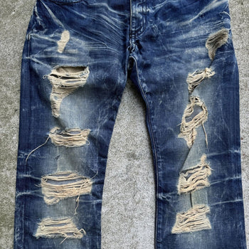 ROBIN'S JEANS STUDDED FLAP DISTRESSED WASHED DENIM JEANS