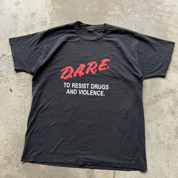 1990s FADED THRASHED DARE RESIST DRUGS TEE