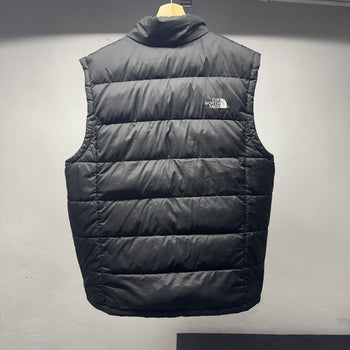 The North Face 550 Black Zip Up Puffer Vest
