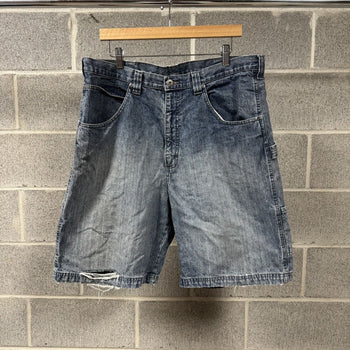 2000s Wrangler Thrashed Faded Distressed Denim Shorts