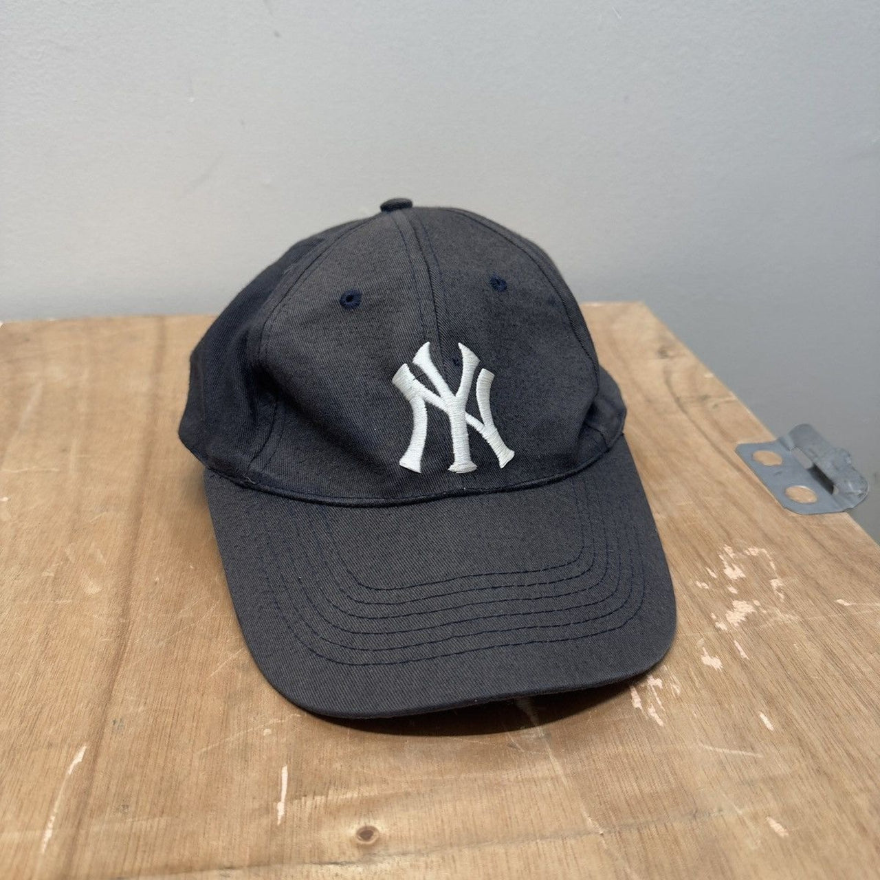 Vintage 2000s Faded New York Yankees Hat