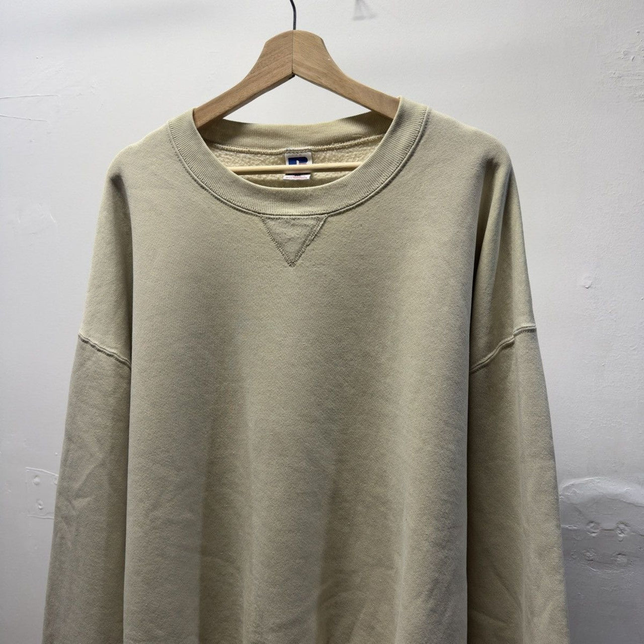 Vintage 1990s Russell Athletic Faded Beige Sweatshirt