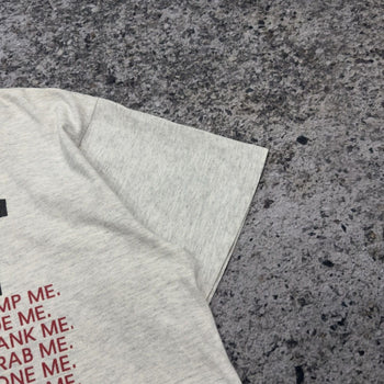 Camiseta sexual "Just Do Me" de los años 90 descolorida