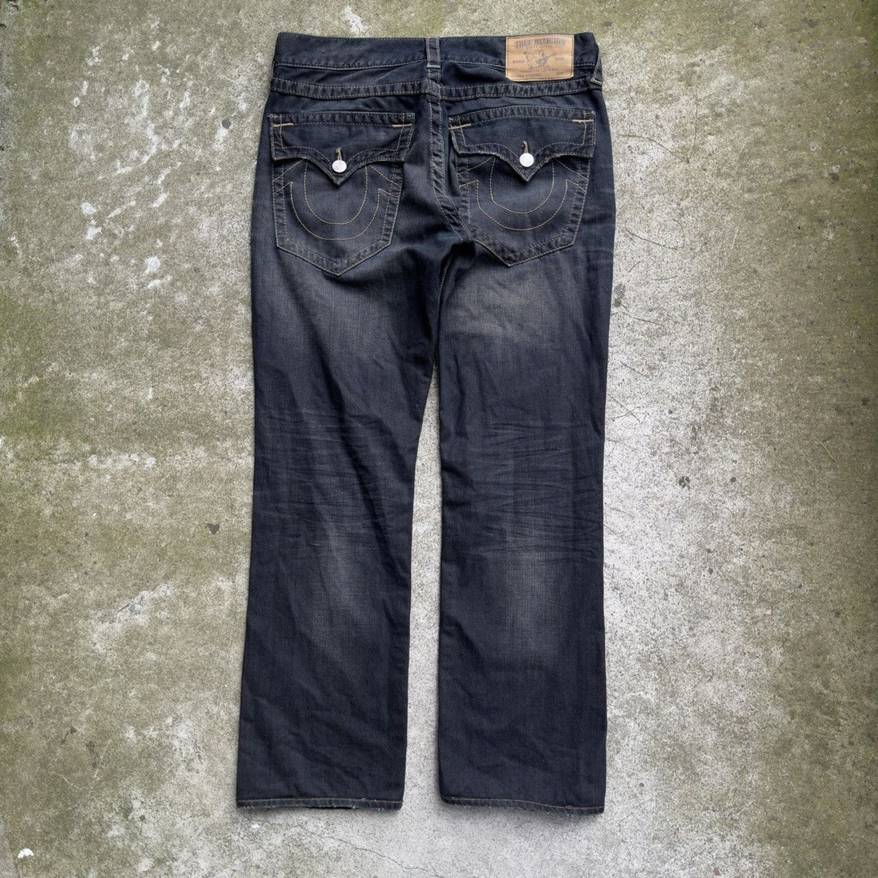 TRUE RELIGION RICKY STRAIGHT FLAP EARTHWORM DENIM JEANS