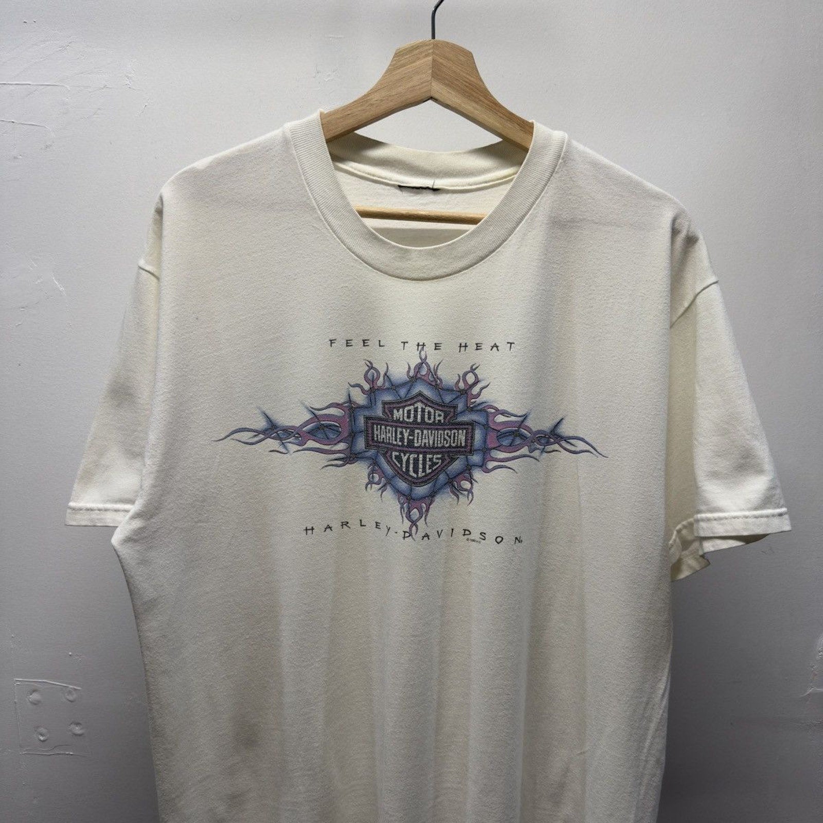 Vintage 1990s Harley Davidson Faded Feel The Heat Flame Tee