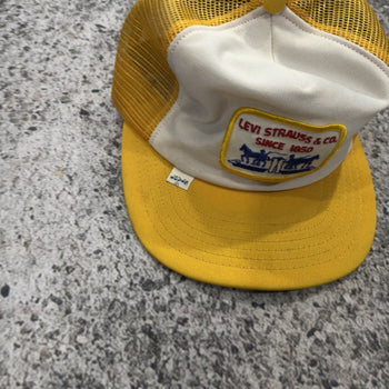 1970s Levi's Yellow Logo White Tab Trucker Hat