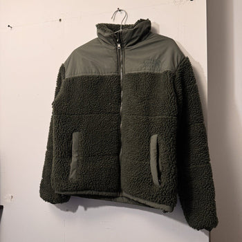 THE NORTH FACE DEEP PILE SHERPA REVERSIBLE NUPSTE JACKET