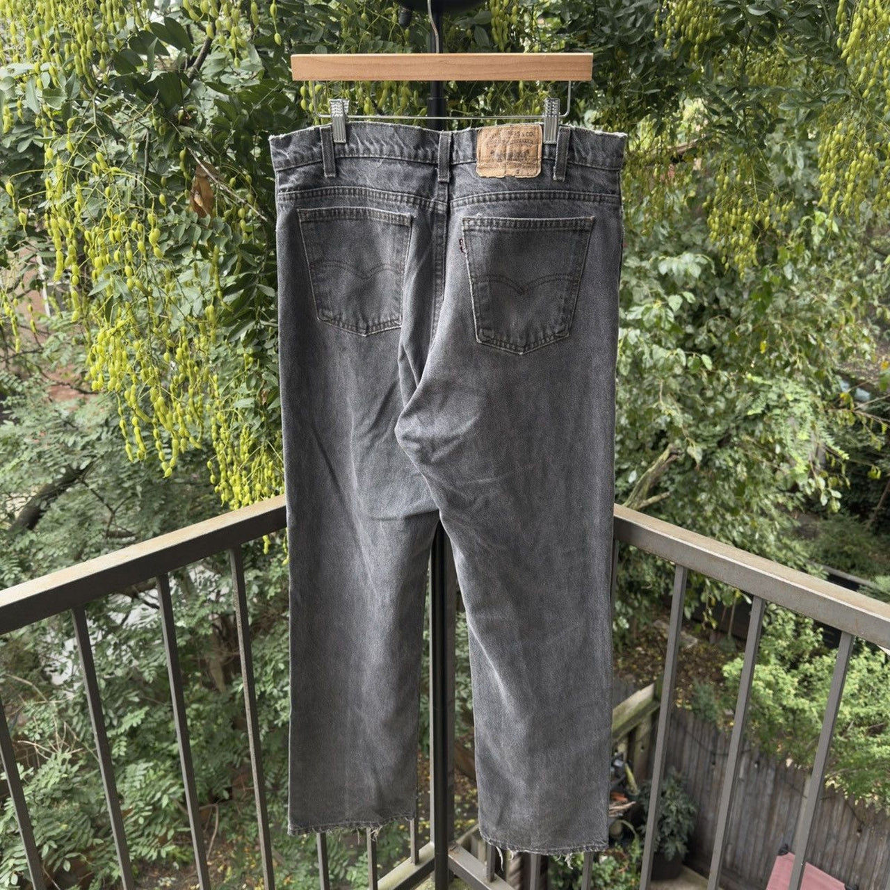 1990s Levi's 505 Black Yarn Dyed Jeans Faded Distressed - Made in USA