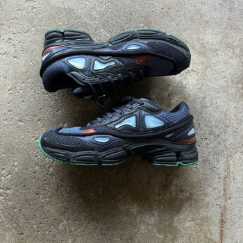 RAF SIMONS ADIDAS 2016 OZEEWEGO 2 NIGHT MARINE SNEAKERS