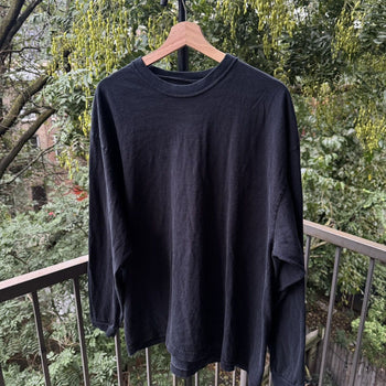 2000s Faded Black Blank Distressed Longsleeve Tee