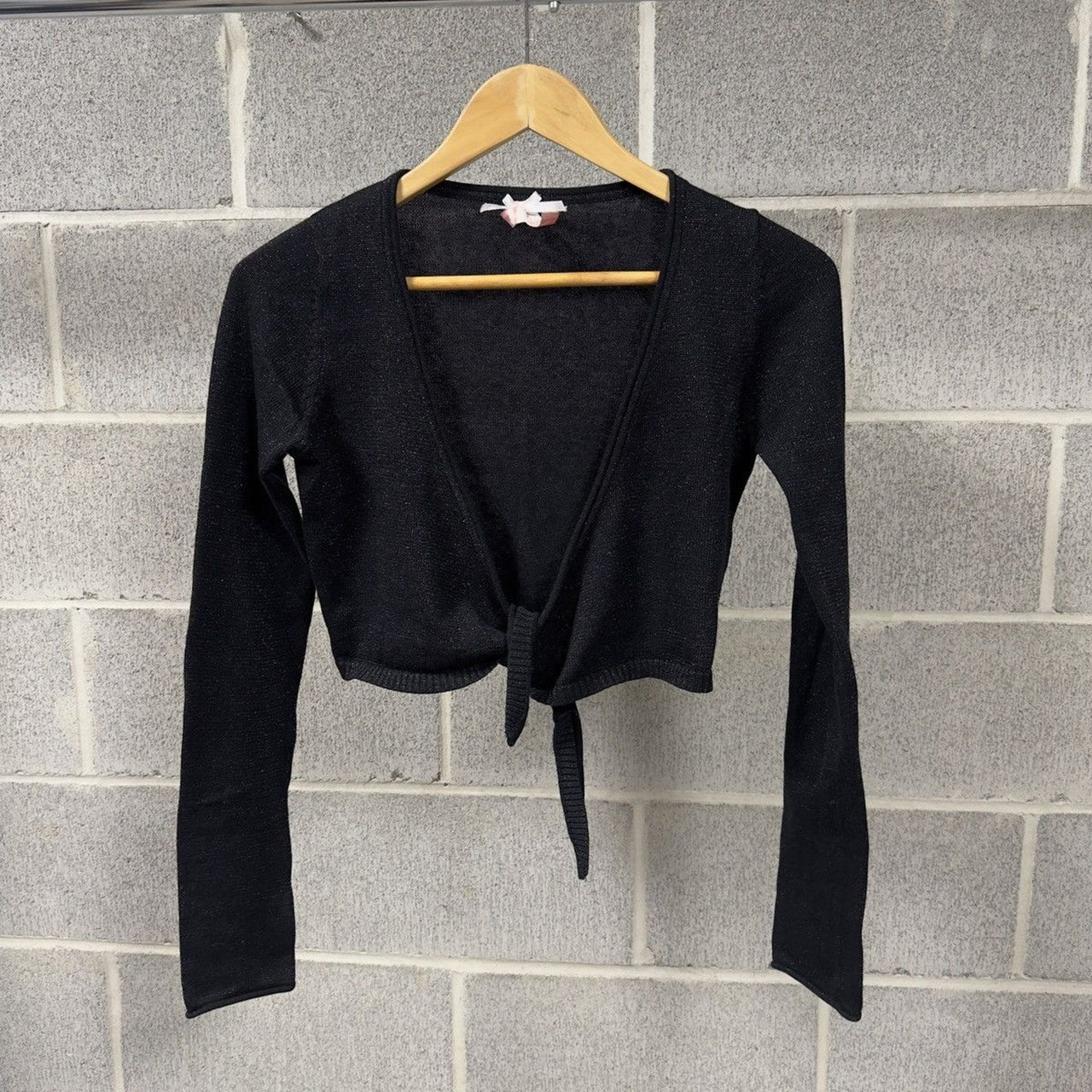 1990s Women's Metallic Cropped Tie Longsleeve Blouse Sweater