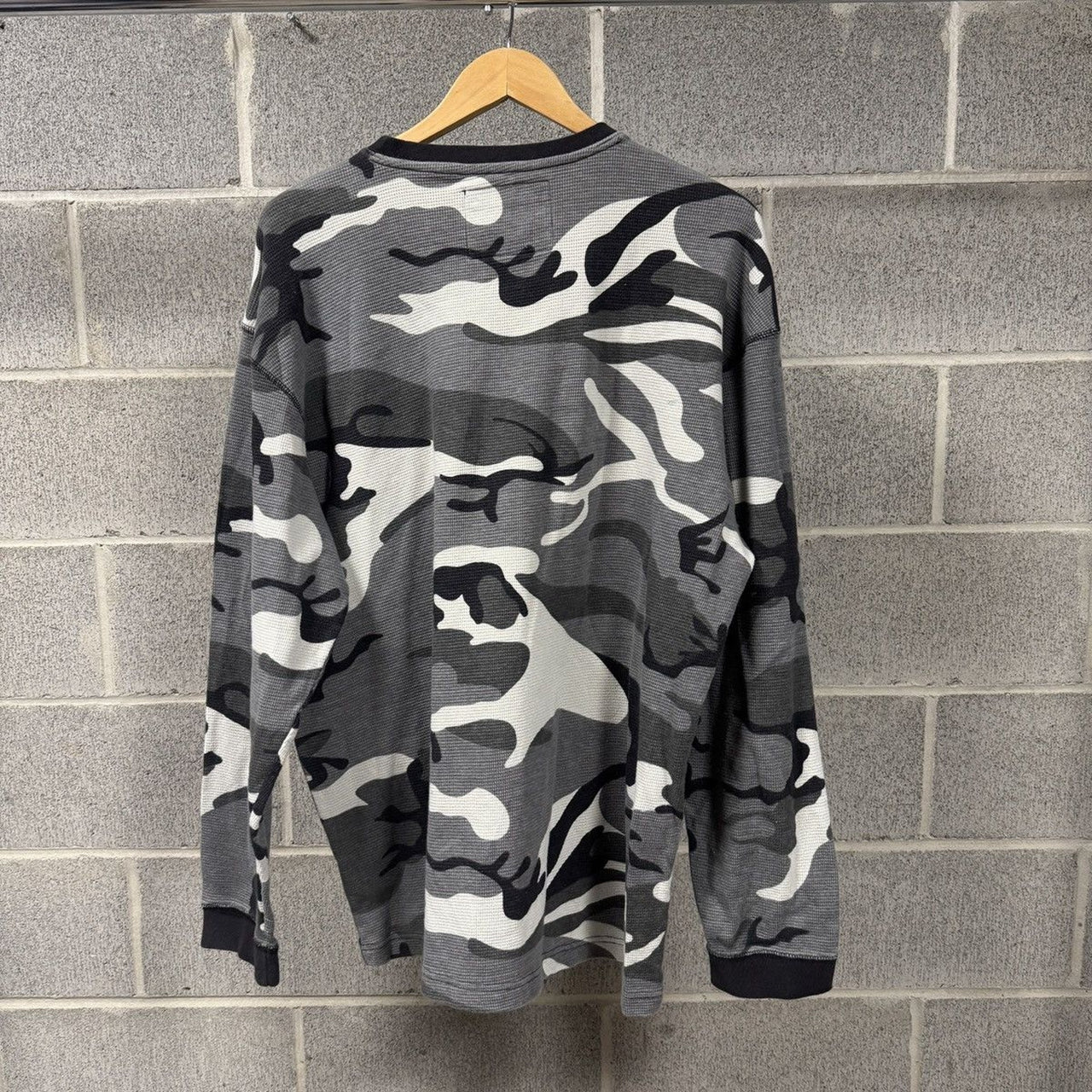 2000s Snow Camo Thermal Longsleeve Shirt