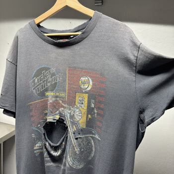 1990s Harley Davidson Thrashed Faded Distressed Tee