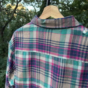 1990s Distressed Quilted Lined Plaid Flannel Shirt Jacket