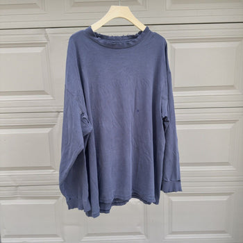 2000s Thrashed Faded Distressed Blue Longsleeve Tee