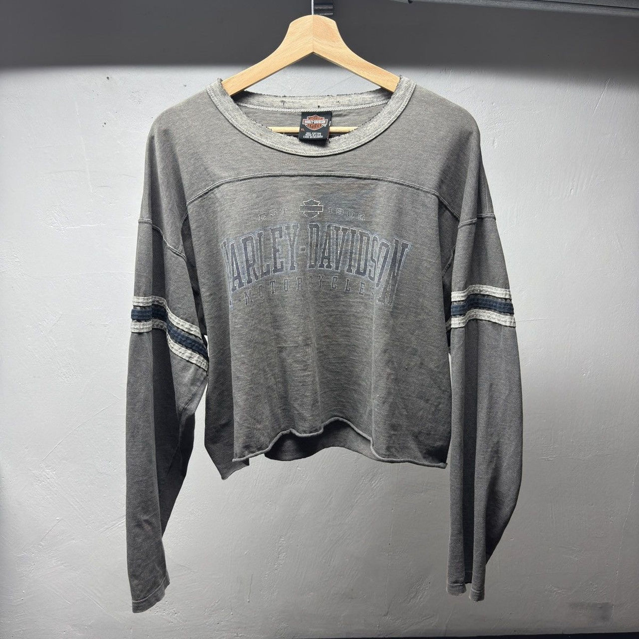 2000s Harley Davidson Faded Distressed Cropped Longsleeve Tee