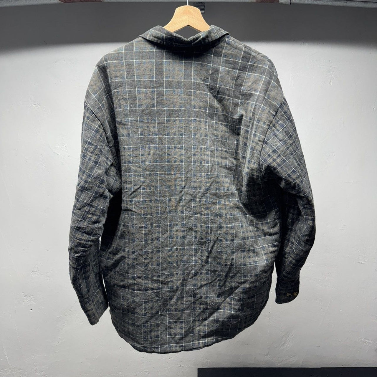 1990s Faded Distressed Quilted Plaid Grunge Flannel Shirt Jacket
