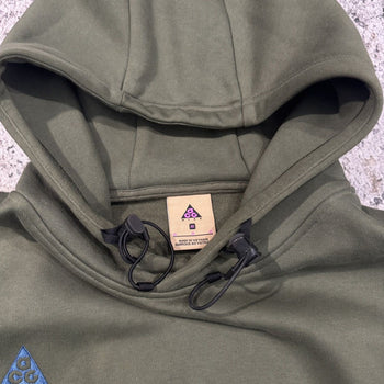Sudadera con capucha Nike ACG verde extragrande