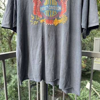1990s Harley Davidson Thrashed Faded Logo Tee
