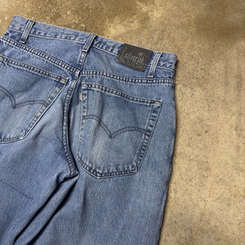 1990s LEVI’S SILVERTAB BAGGY FADED BLUE DENIM SKATER JEANS