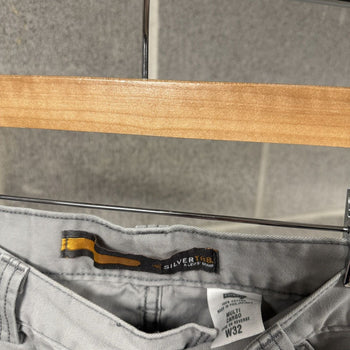 2000s Y2K Faded Levi's Silvertab Multi Cargo Shorts