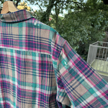 1990s Distressed Quilted Lined Plaid Flannel Shirt Jacket