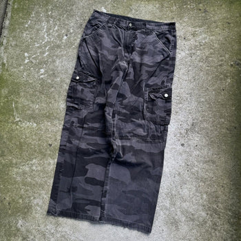 2000S PHYS SCI BAGGY WIDE LEG SKATER CAMO PANTS