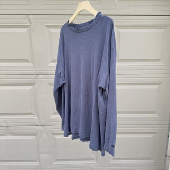 2000s Thrashed Faded Distressed Blue Longsleeve Tee