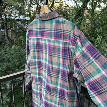 1990s Distressed Quilted Lined Plaid Flannel Shirt Jacket